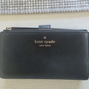 Kate SPADE Womens Wallet